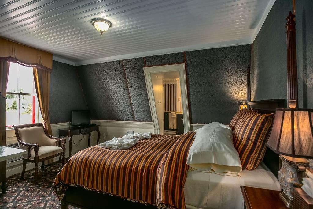 George House Heritage Bed And Breakfast Dildo Eksteriør bilde