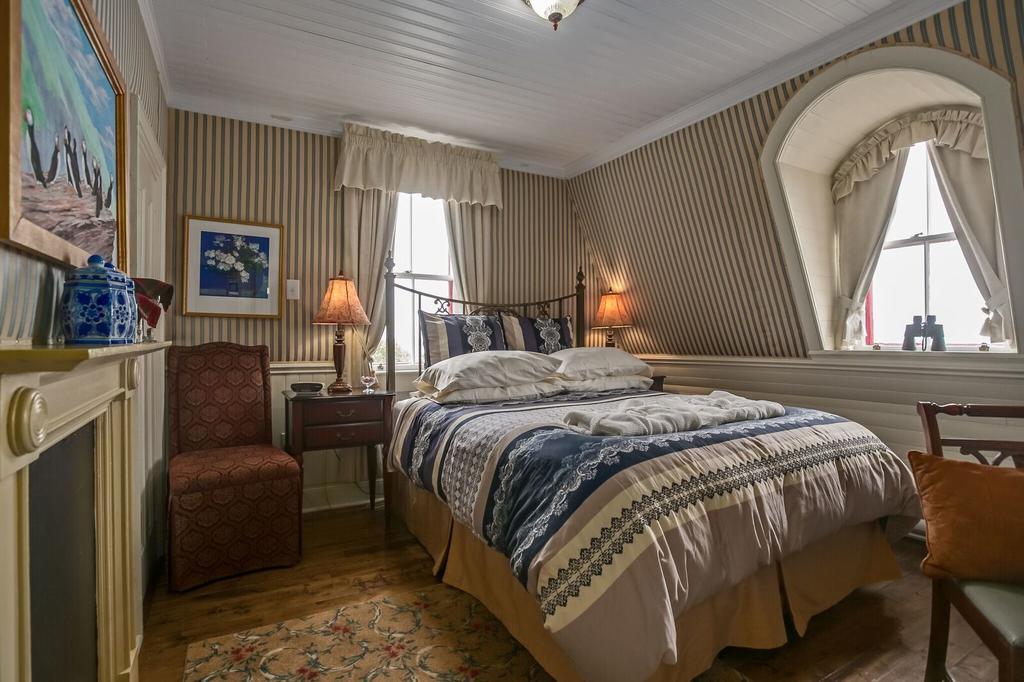 George House Heritage Bed And Breakfast Dildo Eksteriør bilde